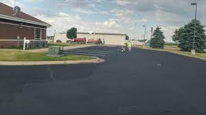 Best Asphalt Driveway Installation  in Hoffman Estates, IL